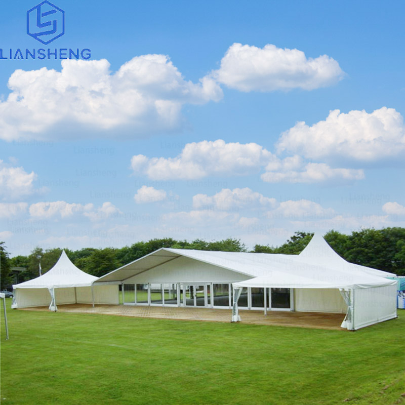 Простая белая большая палатка в елочку для шатра на открытом воздухе склада промышленного для продажи