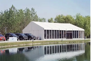 Особенности проектирования алюминиевых выставочных палаток на заказ