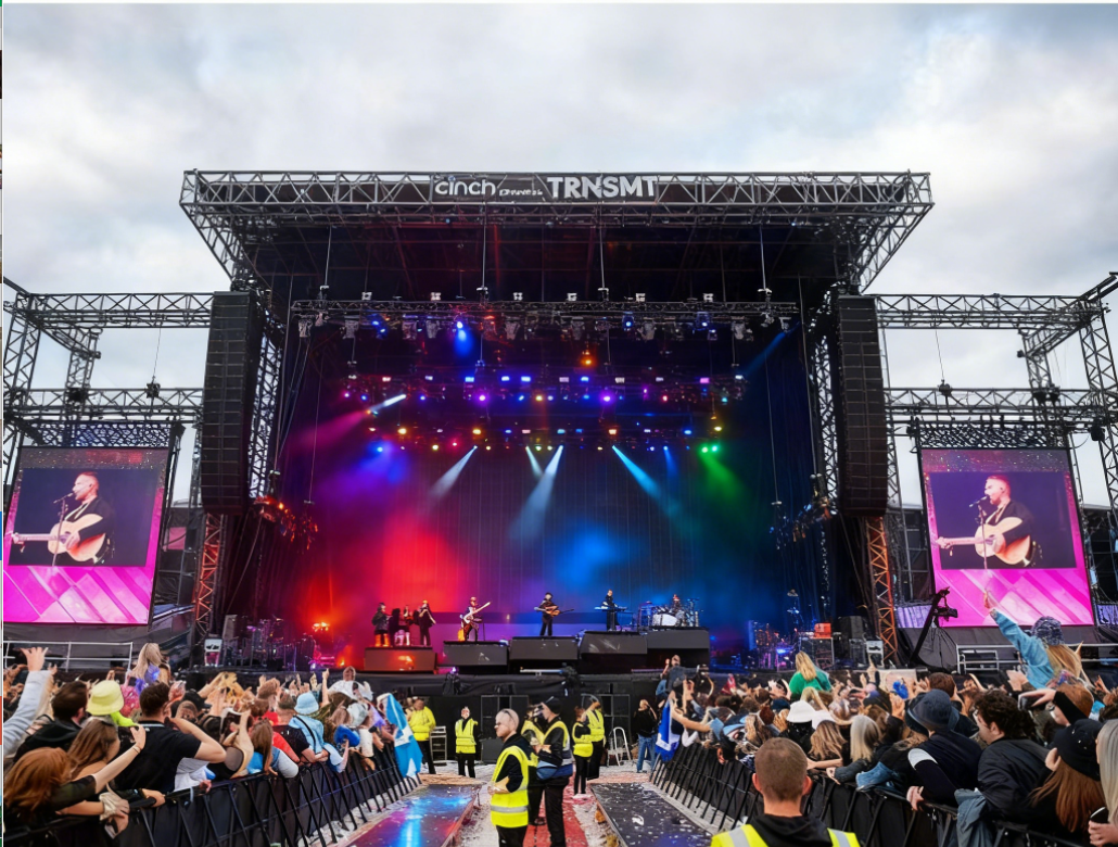 Алюминиевая ферменная система большой концертной сцены размером 20 × 40 м